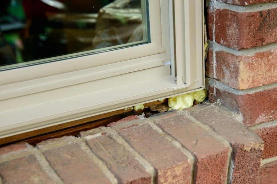 Knowing Your Window Seal: Do You Need Replacement Windows in Plymouth Michigan